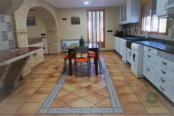 Casa con Naves en Campo Arcís Valencia