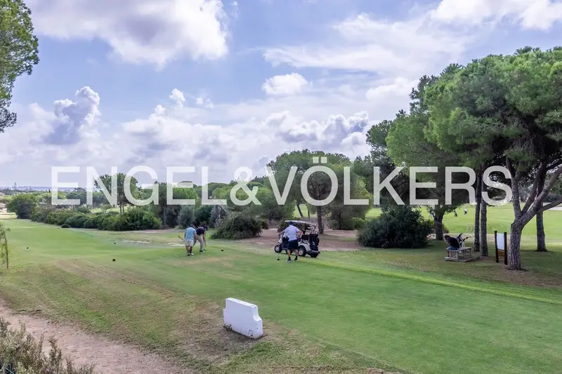 Villa de Lujo en Dehesa de Golf Aljaraque 7 Dormitorios