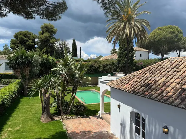 Villa de Lujo en Venta en El Paraiso Medio