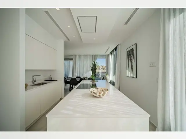 Chalet Moderno 4 Dormitorios El Paraiso Malaga
