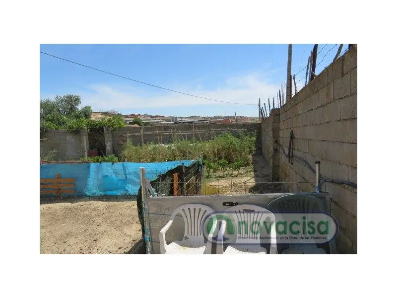 Venta Parcela Almorox 1450m2 Nave 193m2