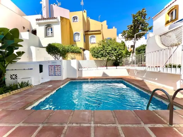 Adosado 3 Dormitorios Nueva Andalucia Cerca Puerto Banus