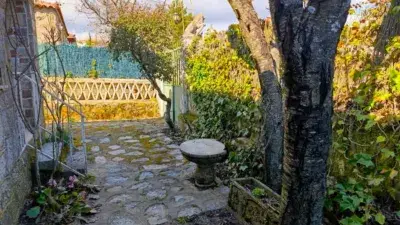 Chalet en Venta en La Cañada 3 Dormitorios Jardin y Garaje