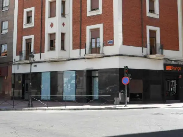 Local en Venta Valladolid 219m2 Calle Velardes