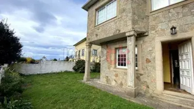 Chalet en venta en Dorneda cerca de Mera