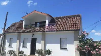 Casa en venta en Mondariz