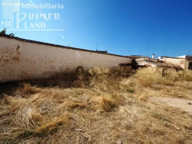 Solar en Venta Tomelloso 261m2 5m Fachada