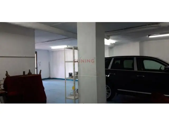 Local Comercial 100m2 Planta Calle Zona Múltiples Patio Aseo