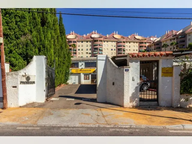 Chalet Independiente en Marbella Centro Oportunidad de Inversion
