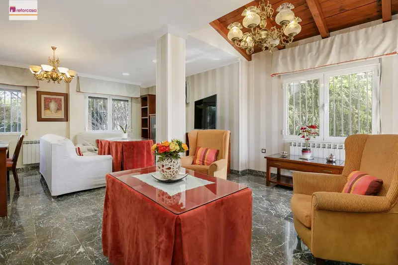 Venta Chalet con trastero en Monteluz Peligros