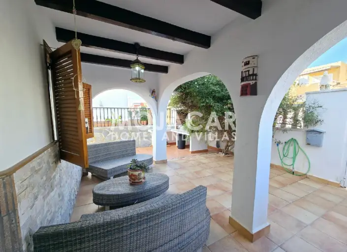 Villa en Las Marinas 3 Dormitorios Jardin Privado Solarium Cerca del Mar