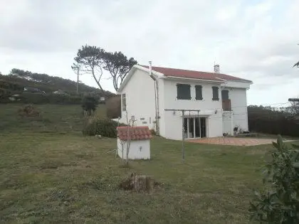 Venta Casa 4 habitaciones Cobas Ferrol Finca 10000m2