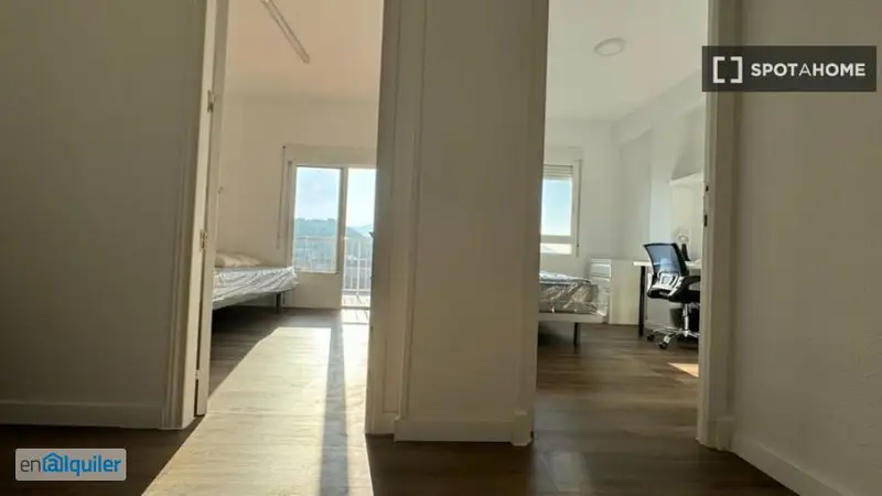 Se alquila habitación en piso compartido de 4 habitaciones en Cartagena, algunos gastos incluidos