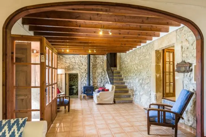 Finca de 4 Dormitorios en Venta cerca de Pollensa