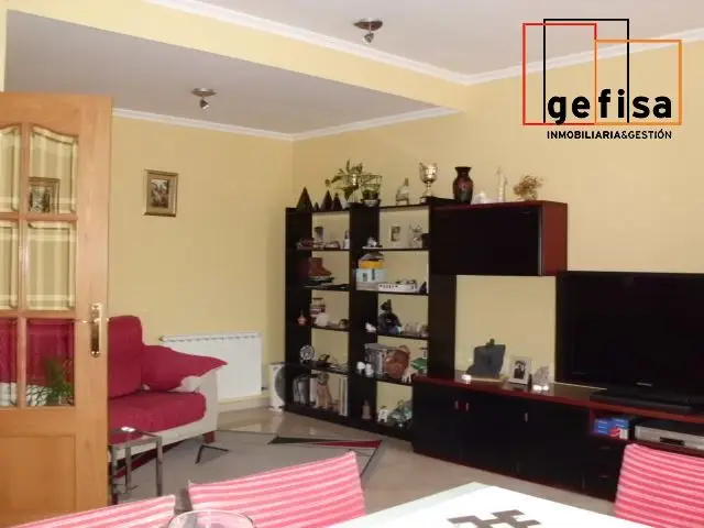 Venta Chalet con garaje en Nuevo Valdepeñas