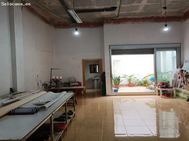 Local Comercial en La Florida 99m2 Almacenaje