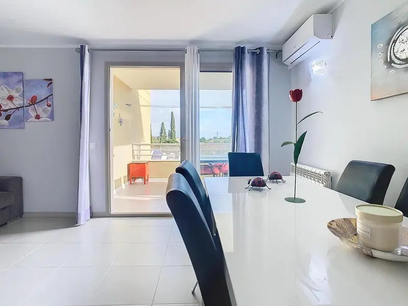 Apartamento en Cala Bona Mallorca 90m2 2 banos 3 habitaciones