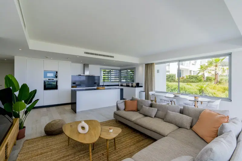 Apartamento 3 Dormitorios Alquiler Málaga España