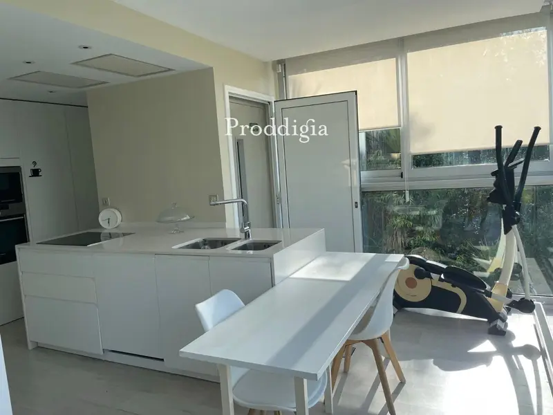 Casa en Valldoreix con Ascensor, Vistas y Piscina