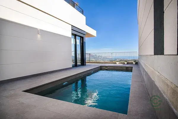 Chalets de Lujo en Polop con Piscina y Gimnasio