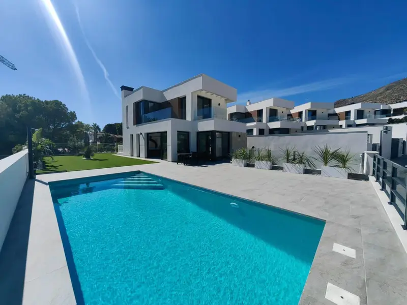 Villa de Lujo en Sierra Cortina Benidorm