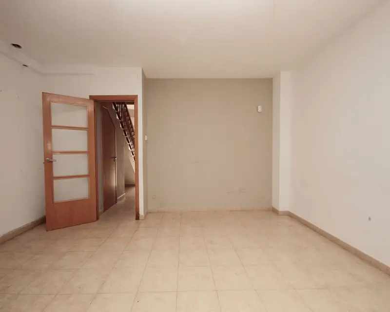 Casa Unifamiliar 170m2 3 Habitaciones 3 Baños Vilanova i la Geltrú