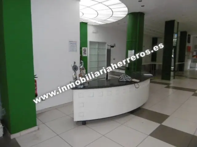 Venta Local Comercial Perez Galdos Logroño 350m2
