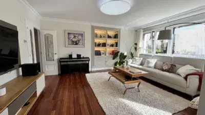 Chalet en Venta Arrankudiaga: 3 Plantas, Jardin, Garaje Doble