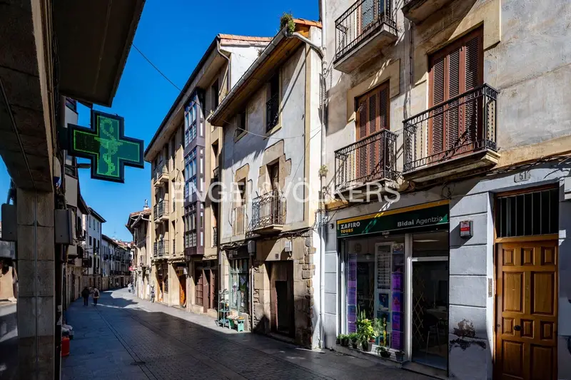 Casa en venta Oñati 321m2  Dos Viviendas  Inversion