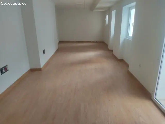 Oficina en Almansa Centro Reformada 90m2 4 Despachos