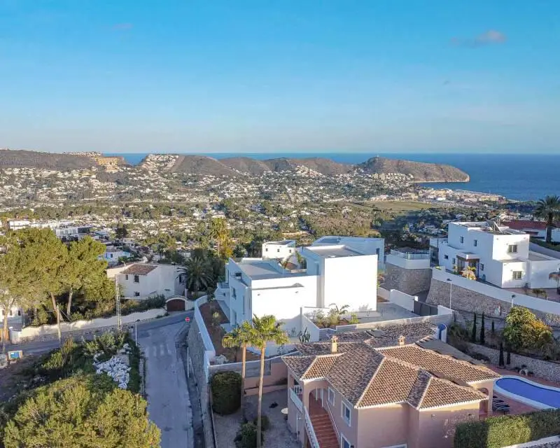Villa de Lujo en Moraira con Vistas Panorámicas