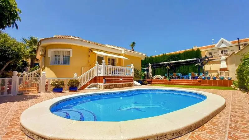 Villa 3 dormitorios Rojares Alicante