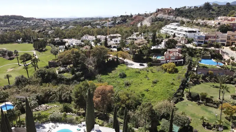 Parcelas en Venta Nueva Andalucía Vistas al Mar