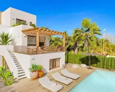 Casa Chalet en Venta Oliva Valencia Primera Linea de Playa