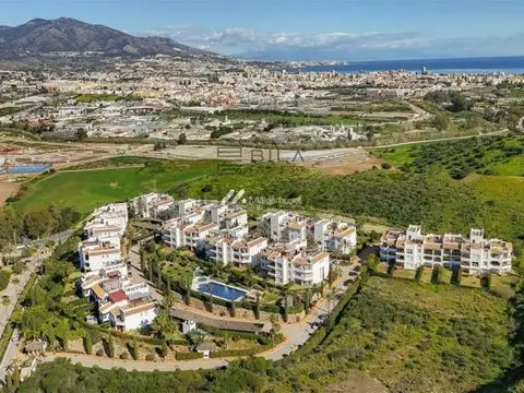 Apartamento 3 Dormitorios Mijas Costa Piscina Comunitaria