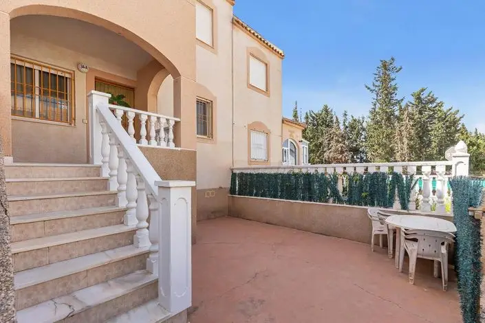 2 Bed Bungalow for sale