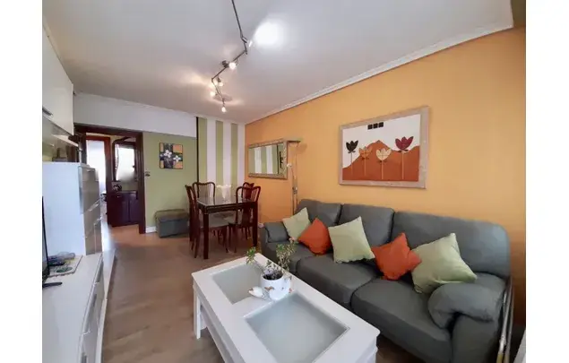 Alquiler Apartamento 3 Dormitorios Laredo 70m2 Balcon Parking