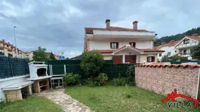 Adosado en Venta Guriezo Jardin Piscina Garaje 199m2