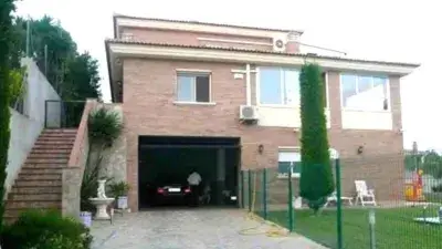 Casa en venta en Calle Fucsia