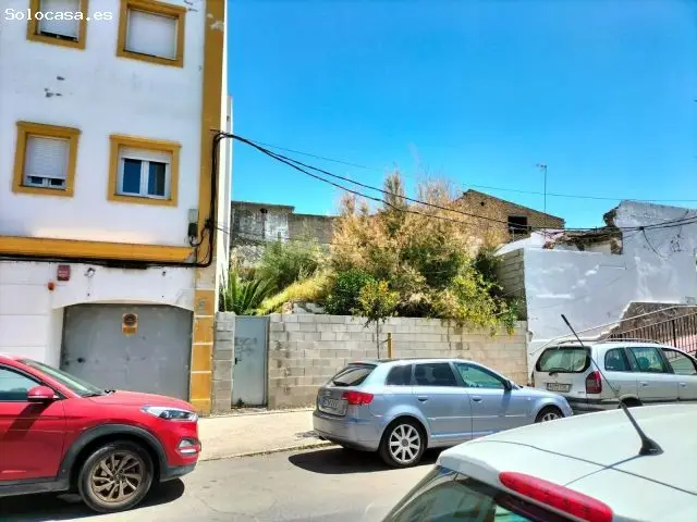 Solar Urbano en Venta en Chiclana 237m2 Edificabilidad 498m2