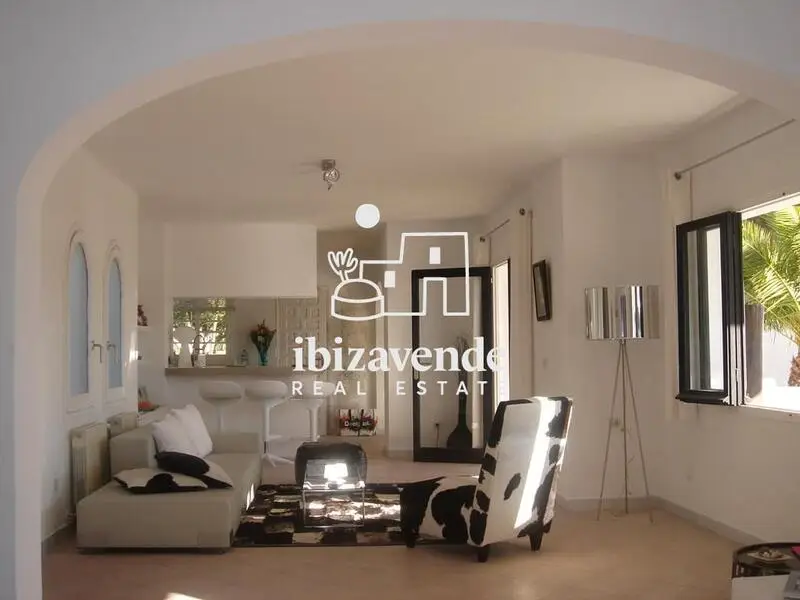 Villa de Lujo 4 Dormitorios Cala Tarida Ibiza
