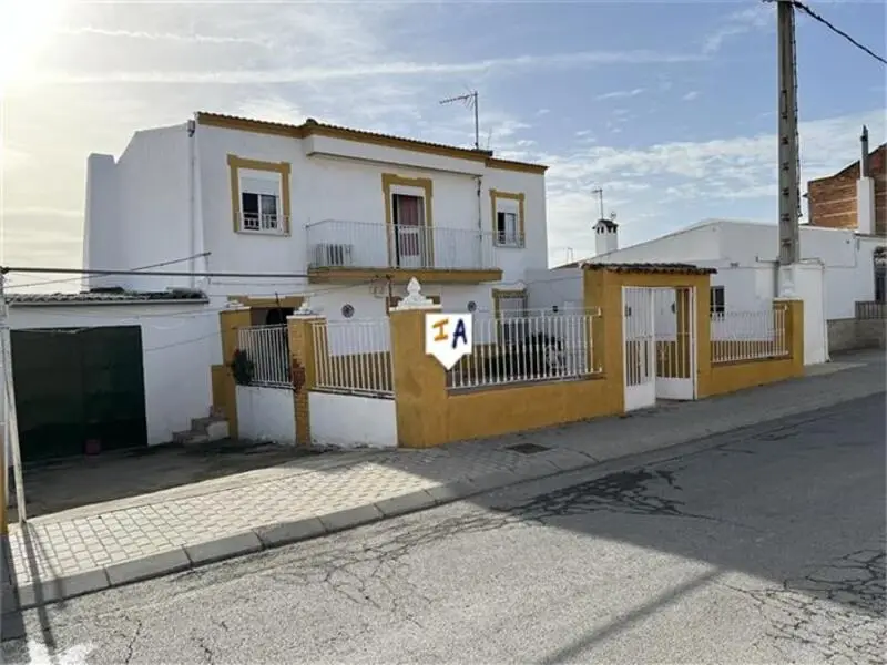 Casa Adosada 4 Dormitorios Montilla