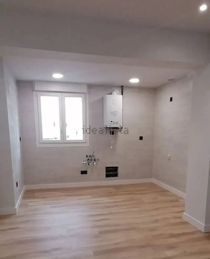 Venta piso reformado Santiago Vitoria Gasteiz 3 habitaciones terraza