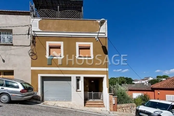 Casa adosada en Piera 223m² 3 dormitorios 3 baños Terraza