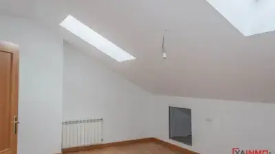 Casa Adosada en Alegria-Dulantzi 190m2 3 Dormitorios 3 Baños