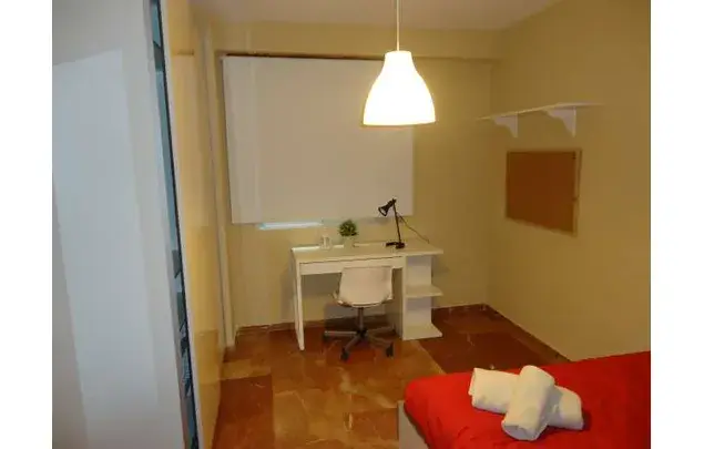 Alquiler Habitacion 100m2 Cordoba