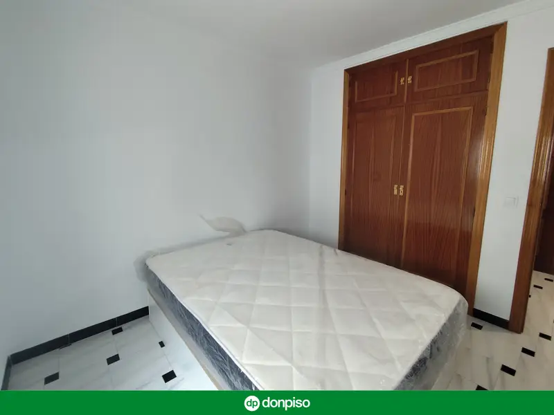Piso en Almendralejo 79m2 3 habitaciones Alquiler