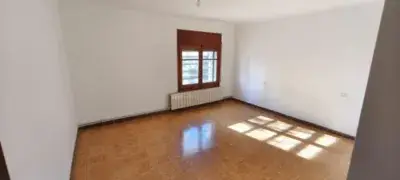 Casa Rural en Els Hostalets 5 Dormitorios 2 Baños
