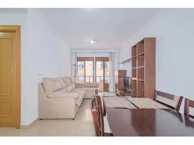 Amplio piso en Guadix con 2 habitaciones y 2 terrazas