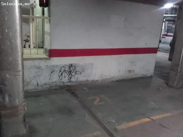 Se Vende Plaza De Garaje Para Vehiculo Pequeño.
